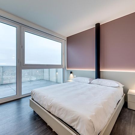 Sky Tower Suite Местре Экстерьер фото