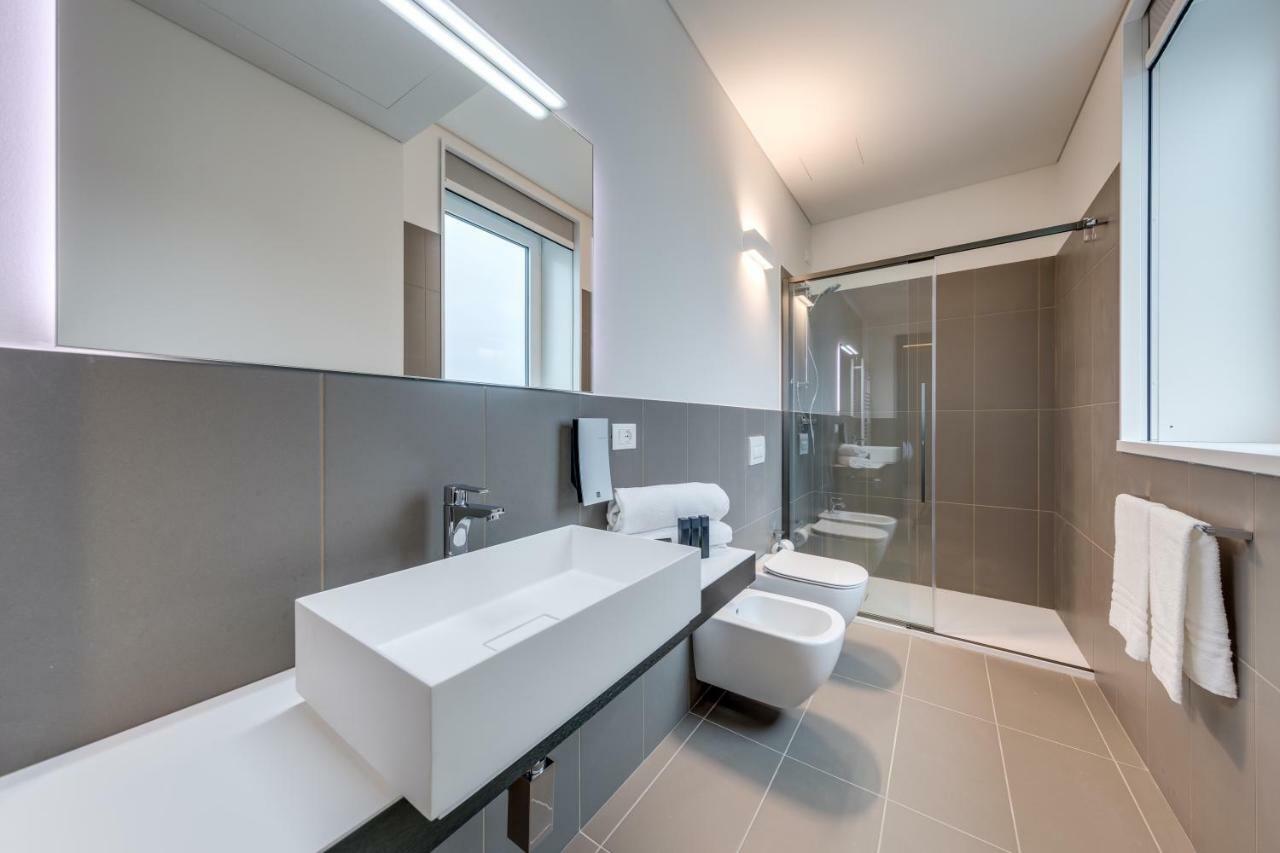 Sky Tower Suite Местре Экстерьер фото